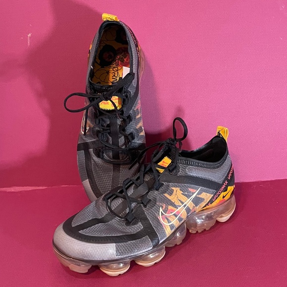 Womens Nike Air VaporMax Running shoes - Black/Grey/Orange/Yellow Floral design - Picture 1 of 7